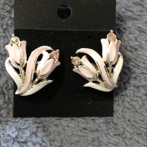 Tulip design Clip on Earrings